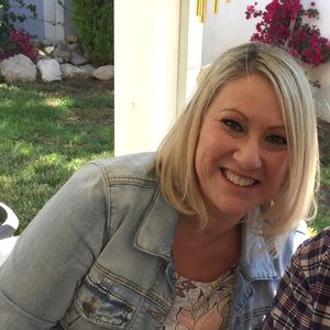 Meet your Posher, Debra